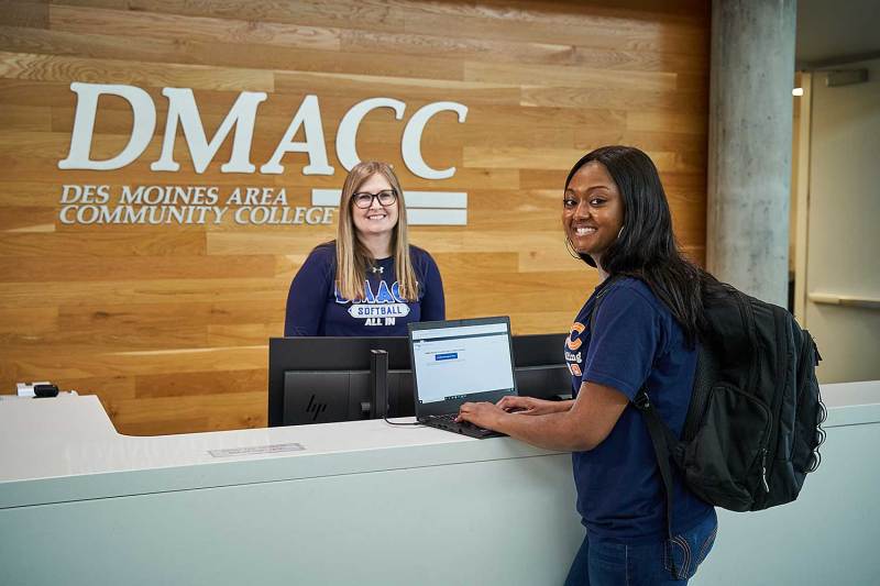 Community Colleges In Des Moines