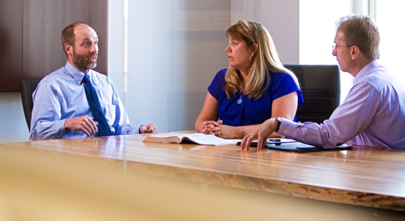 Federal Employment Lawyer Free Consultation