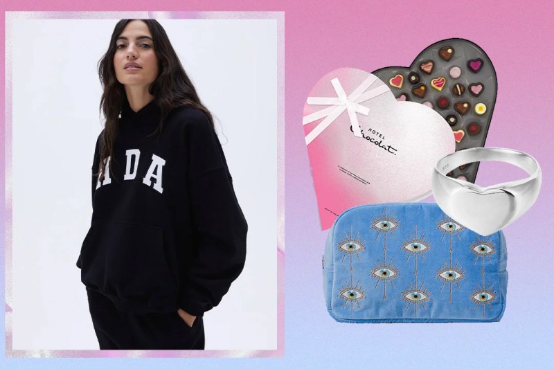 Valentine Gifts For Her Delivery
