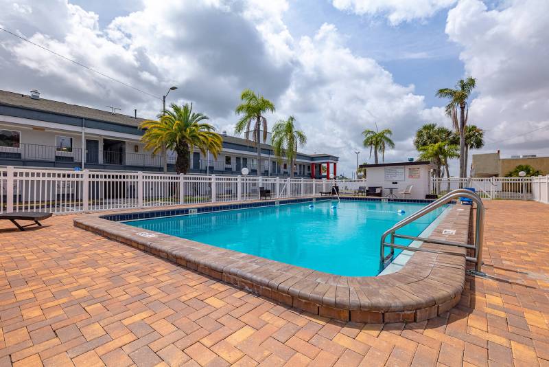 Hotels On Us 19 In New Port Richey